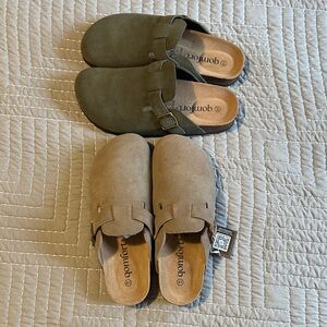 Qomfort Women's Suede Mules in Olive and Tan